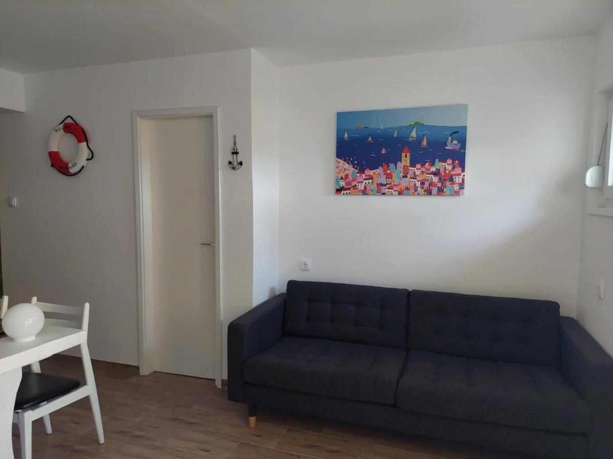 Apartment Hajduk Starigrad Paklenica Eksteriør bilde